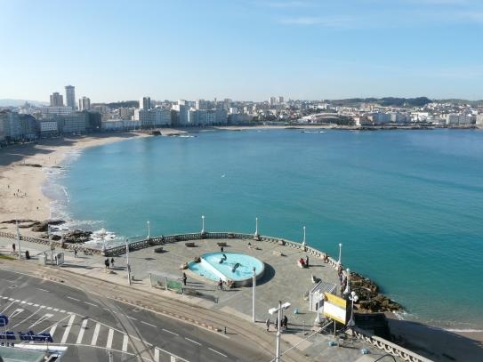 Coruna Orzan ve Riazor Plajları